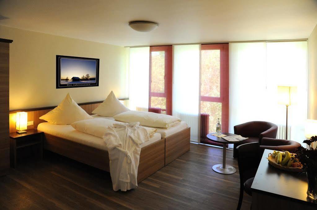 Hotel Tagungshaus Regina Pacis Leutkirch im Allgäu Zewnętrze zdjęcie