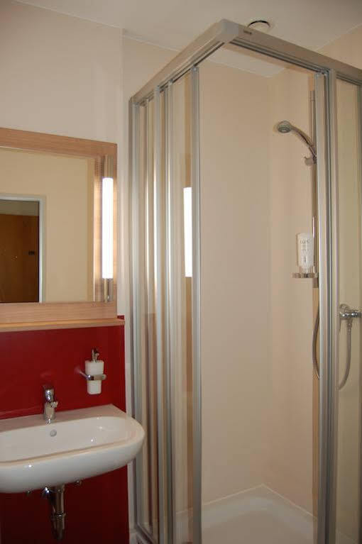 Hotel Tagungshaus Regina Pacis Leutkirch im Allgäu Zewnętrze zdjęcie